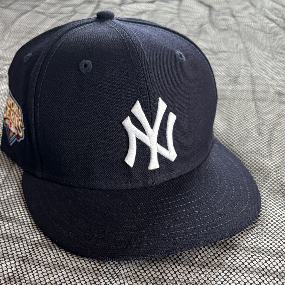 Kith X New Era NY YANKEES 2009 WORLD SERIES limited edition fitted hat 7 3/8